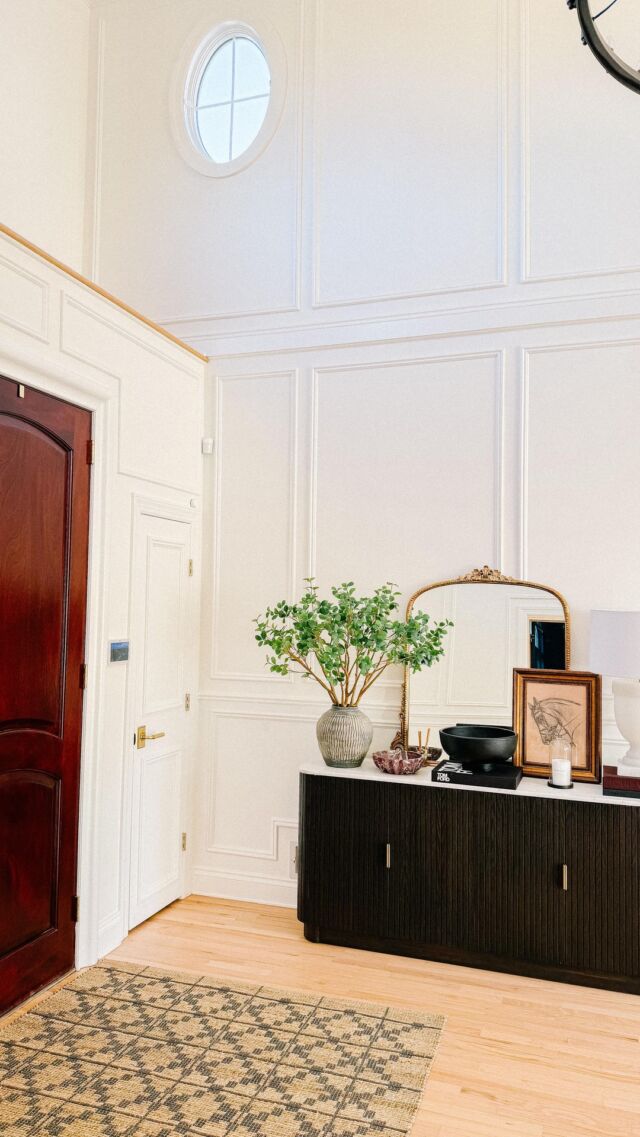 Buying a house to renovate isn’t always easy - especially when you have to see past all the previous owners stuff 🫣

#homerenovation #monmouthcounty #njinfluencer